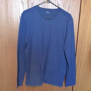 Men’s long sleeve Gap T shirt